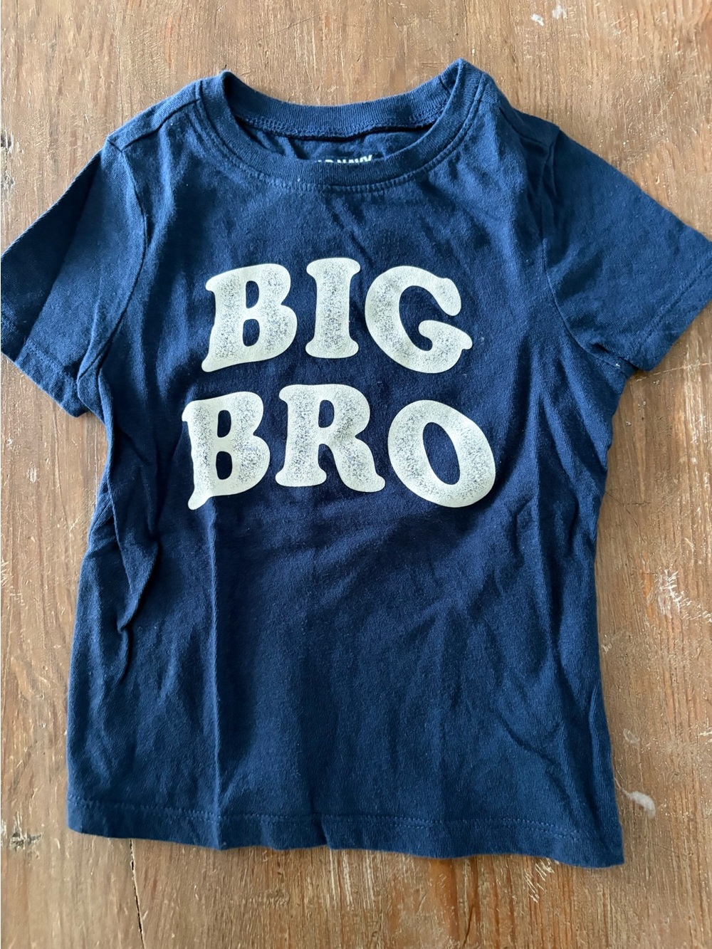 Old Navy Navy Blue 'BIG BRO' Short-Sleeve Tee with Cream Lettering. Size 3T